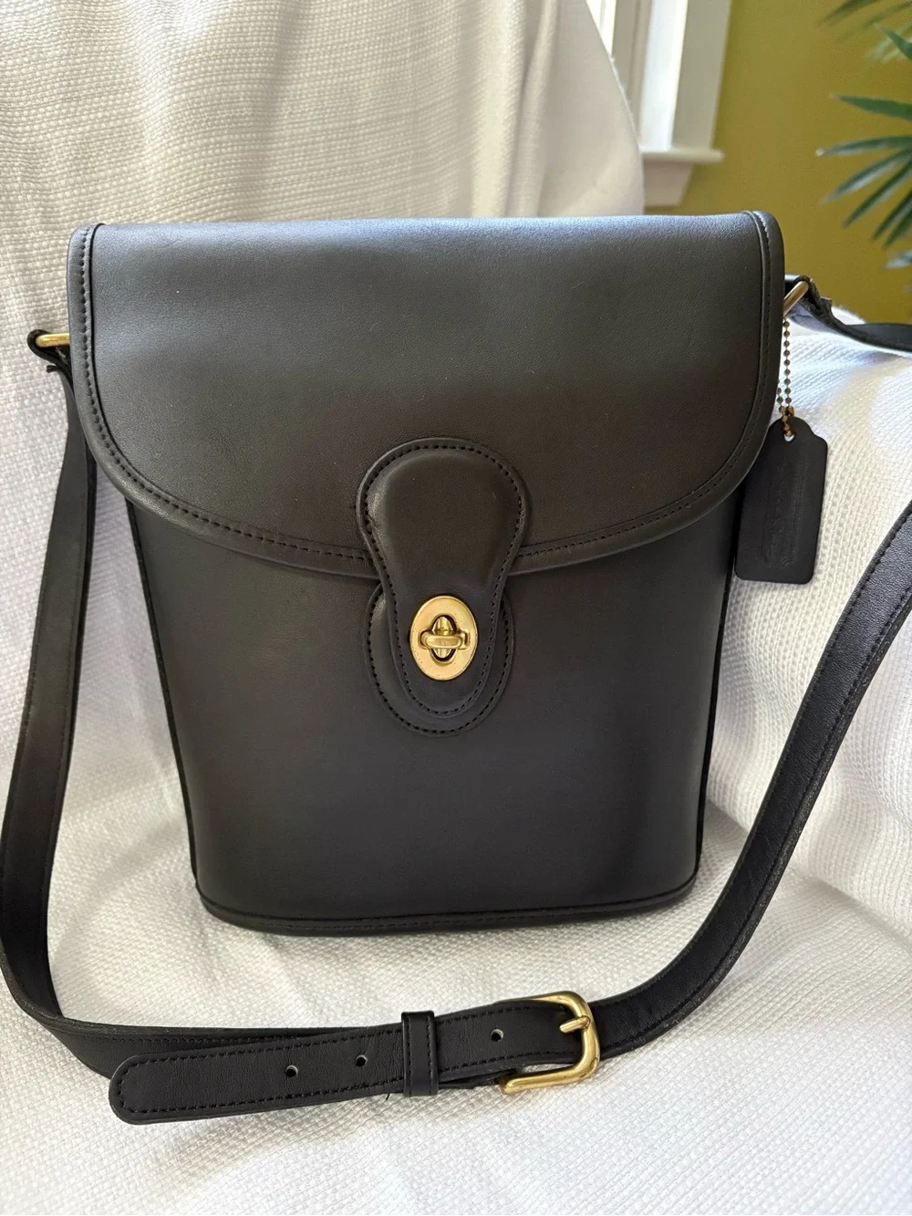 Vintage Coach Bradley USA Bucket Bag Style 9936